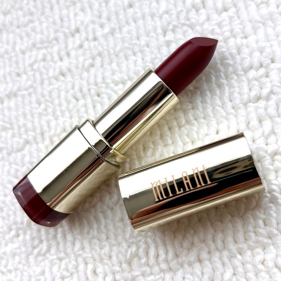 🎁Pick 5 for $25🎁 Color Statement Matte Lipstick (48) - Picture 1 of 6